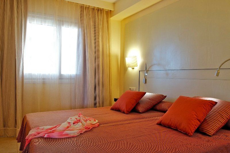 Grupotel Tamariscos 시우타데야 외부 사진